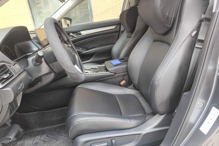 Used Honda Accord 2018 260TURBO Elite Edition China VI Left Front Seat