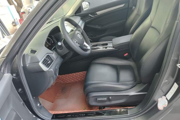 Used Honda Accord 2018 260TURBO Elite Edition China VI Left Front Seat