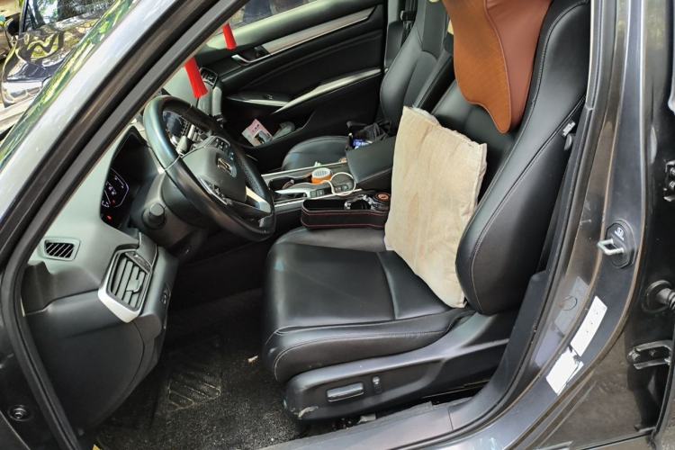 Used Honda Accord 2018 260TURBO Luxury Edition China VI Left Front Seat