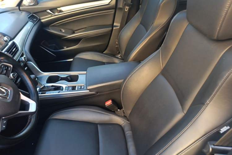Used Honda Accord 2018 260TURBO Elite Edition China VI Left Front Seat