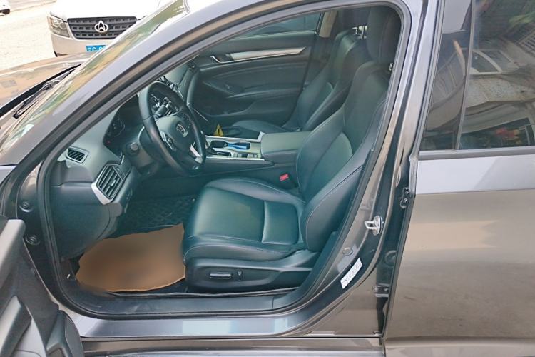Used Honda Accord 2018 260TURBO Luxury Edition China VI Left Front Seat