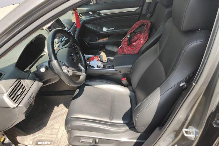 Used Honda Accord 2018 260TURBO Luxury Edition China VI Left Front Seat