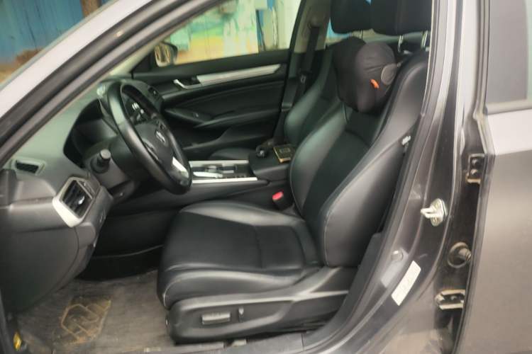 Used Honda Accord 2018 260TURBO Elite Edition China VI Left Front Seat