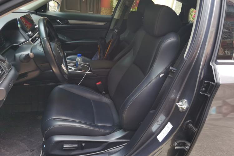 Used Honda Accord 2018 260TURBO Elite Edition China VI Left Front Seat