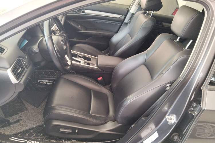 Used Honda Accord 2018 260TURBO Elite Edition China VI Left Front Seat