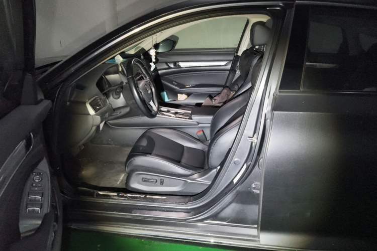 Used Honda Accord 2018 260TURBO Elite Edition China VI Left Front Seat