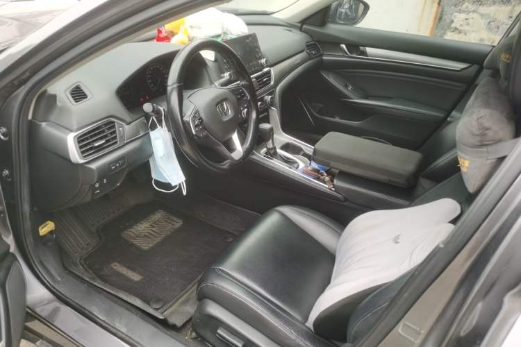 Used Honda Accord 2018 260TURBO Luxury Edition China VI Left Front Seat
