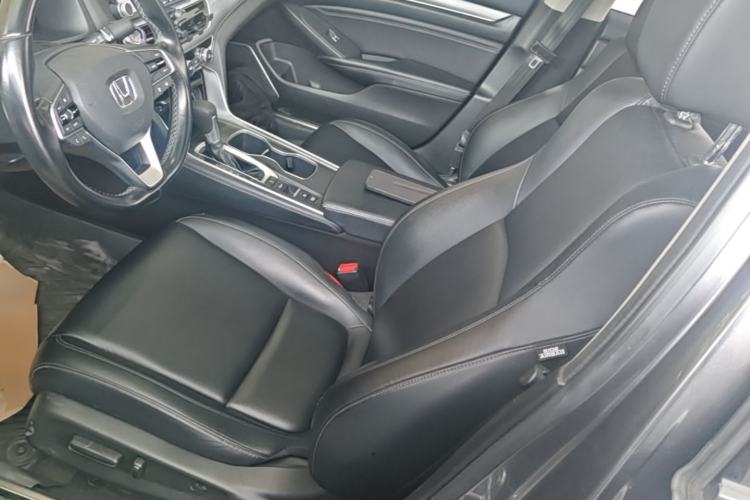 Used Honda Accord 2018 260TURBO Luxury Edition China VI Left Front Seat