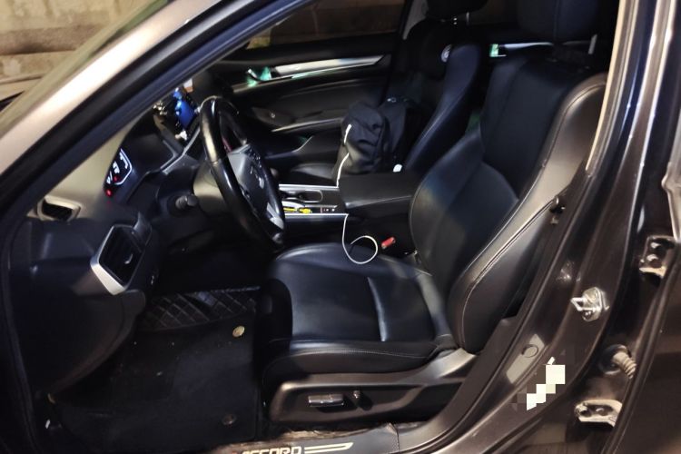 Used Honda Accord 2018 260TURBO Luxury Edition China VI Left Front Seat