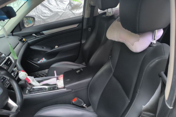 Used Honda Accord 2018 260TURBO Elite Edition China V Left Front Seat
