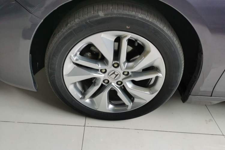 Used Honda Accord 2018 260TURBO Elite Edition China VI Left Front Wheel Hub