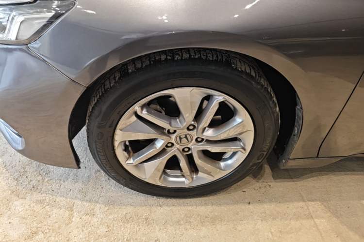Used Honda Accord 2018 260TURBO Elite Edition China VI Left Front Wheel Hub