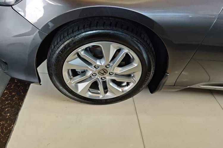Used Honda Accord 2018 260TURBO Elite Edition China VI Left Front Wheel Hub