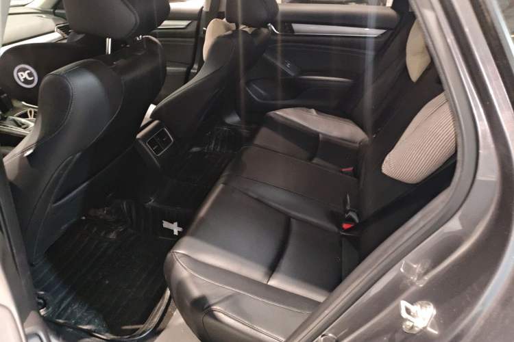 Used Honda Accord 2018 260TURBO Elite Edition China VI Left Rear Seat