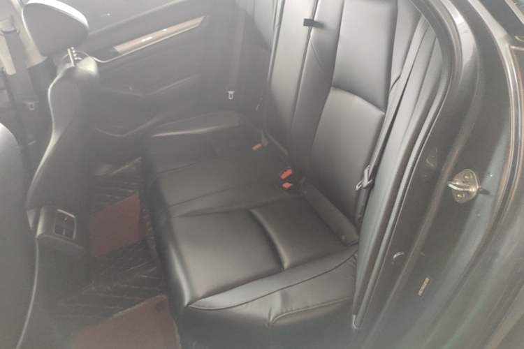 Used Honda Accord 2018 260TURBO Elite Edition China VI Left Rear Seat