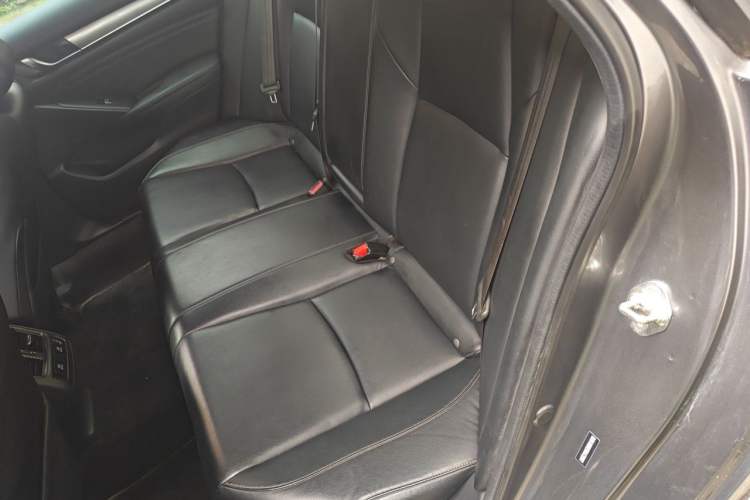 Used Honda Accord 2018 260TURBO Luxury Edition China VI Left Rear Seat