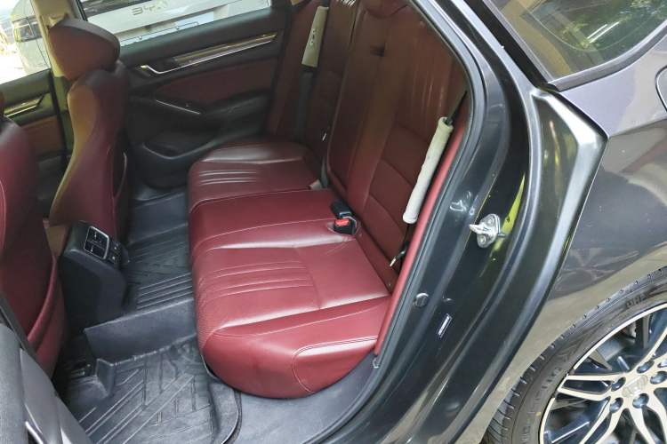Used Honda Accord 2018 Rui Hybrid 2.0L Rui Zun Edition China VI Left Rear Seat