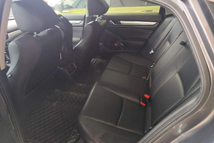 Used Honda Accord 2018 260TURBO Elite Edition China VI Left Rear Seat
