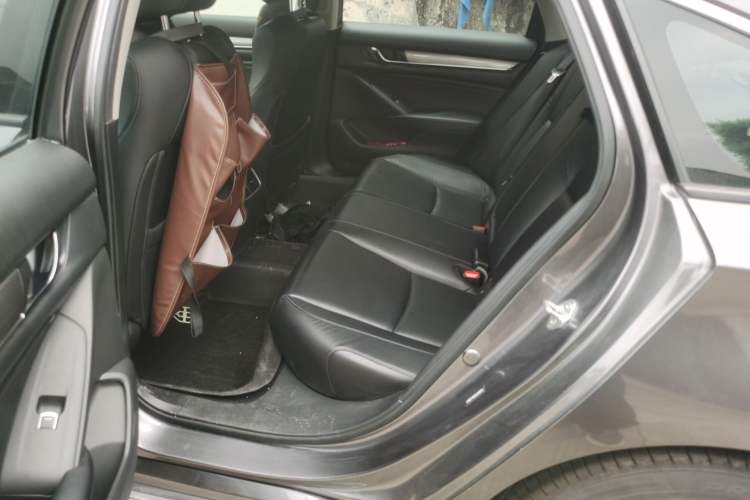 Used Honda Accord 2018 260TURBO Luxury Edition China VI Left Rear Seat