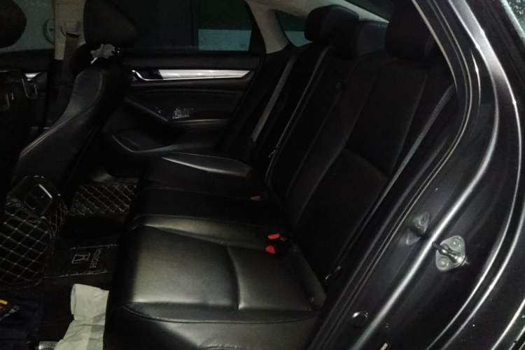 Used Honda Accord 2018 260TURBO Luxury Edition China VI Left Rear Seat