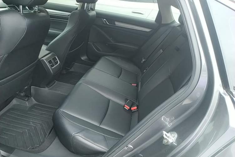 Used Honda Accord 2018 260TURBO Elite Edition China VI Left Rear Seat