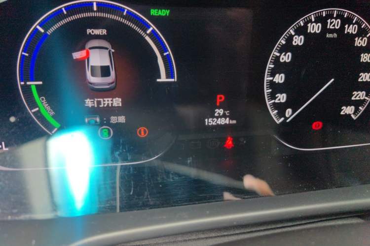Used Honda Accord 2018 Rui Hybrid 2.0L Rui Ling Edition China VI Odometer Close Up
