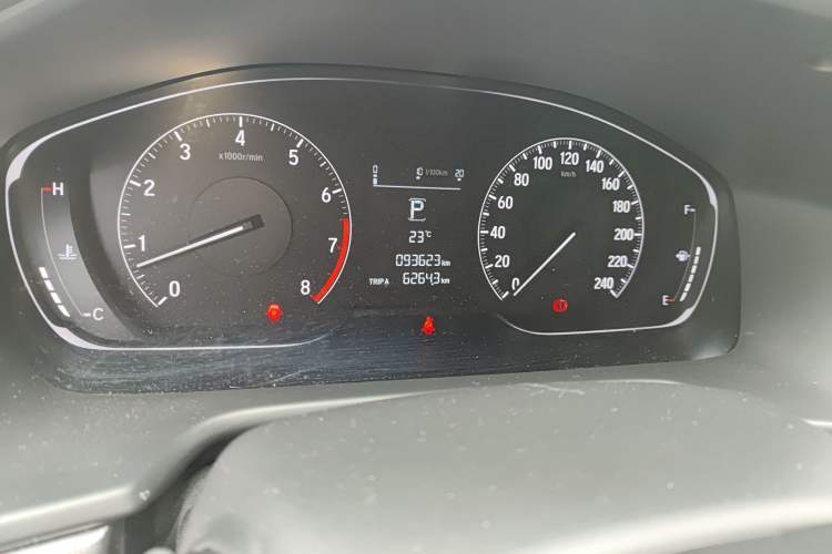 Used Honda Accord 2018 260TURBO Elite Edition China VI Odometer Close Up