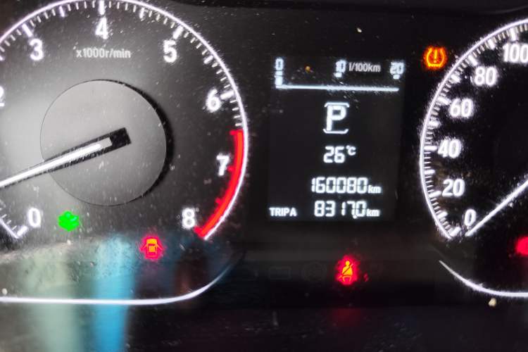 Used Honda Accord 2018 260TURBO Elite Edition China VI Odometer Close Up