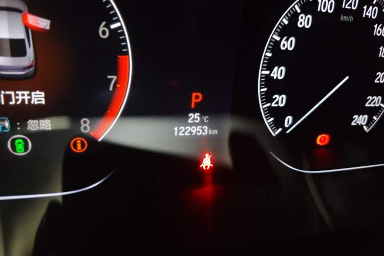 Used Honda Accord 2018 260TURBO Luxury Edition China VI Odometer Close Up