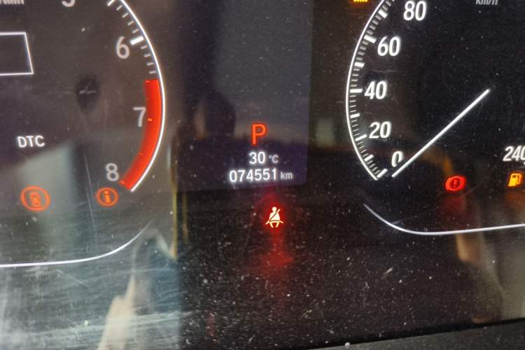 Used Honda Accord 2018 260TURBO Luxury Edition China VI Odometer Close Up