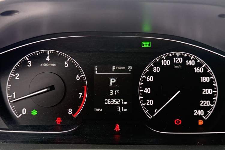 Used Honda Accord 2018 260TURBO Elite Edition China VI Odometer Close Up