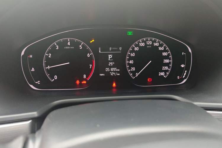 Used Honda Accord 2018 260TURBO Elite Edition China VI Odometer Close Up