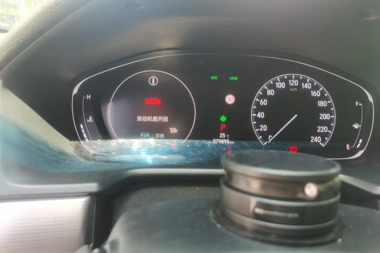 Used Honda Accord 2018 260TURBO Luxury Edition China VI Odometer Close Up
