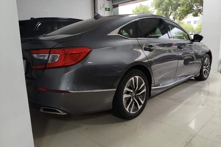 Used Honda Accord 2018 260TURBO Elite Edition China VI Rear Right 45 Deg