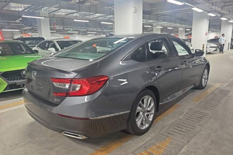 Used Honda Accord 2018 260TURBO Elite Edition China VI Rear Right 45 Deg