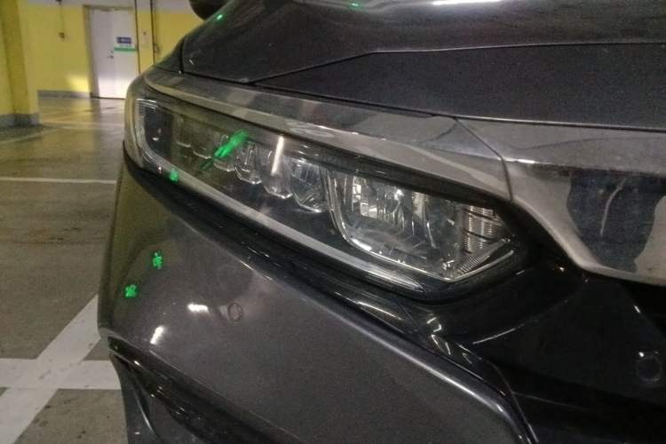 Used Honda Accord 2018 260TURBO Luxury Edition China VI Right Front Headlight