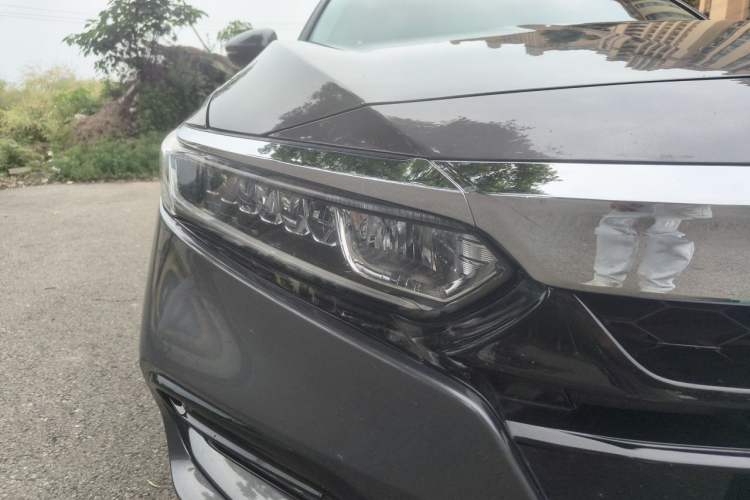 Used Honda Accord 2018 260TURBO Elite Edition China V Right Front Headlight