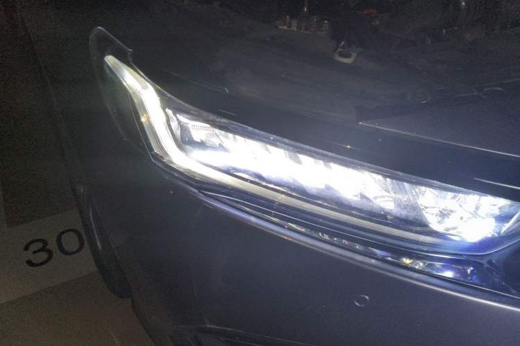 Used Honda Accord 2018 260TURBO Luxury Edition China VI Right Front Headlight