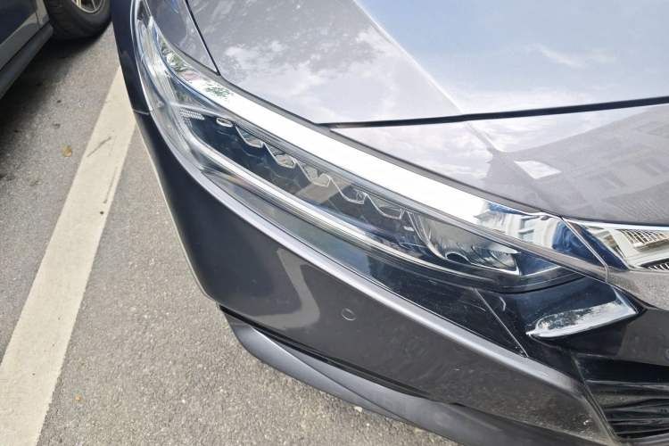 Used Honda Accord 2018 260TURBO Elite Edition China VI Right Front Headlight