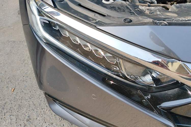 Used Honda Accord 2018 260TURBO Luxury Edition China VI Right Front Headlight