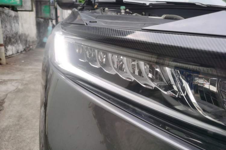 Used Honda Accord 2018 260TURBO Luxury Edition China VI Right Front Headlight