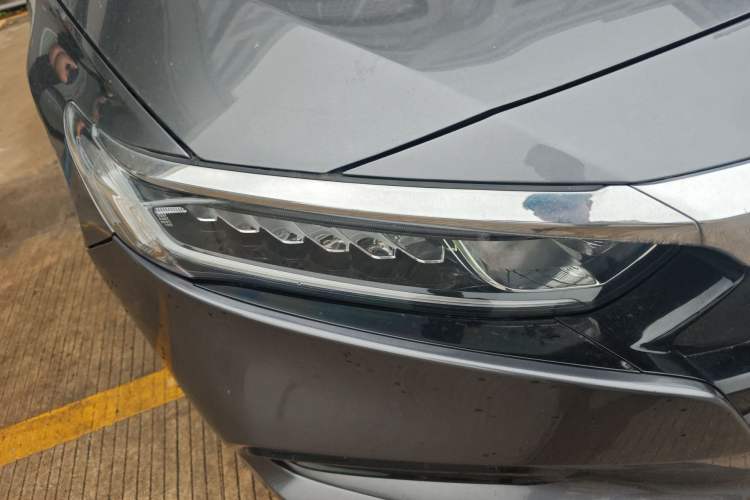 Used Honda Accord 2018 260TURBO Elite Edition China V Right Front Headlight