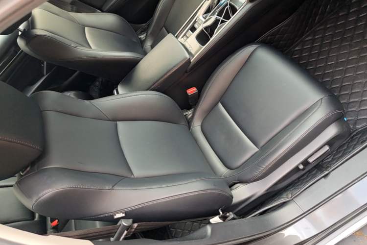 Used Honda Accord 2018 260TURBO Elite Edition China V Right Front Seat