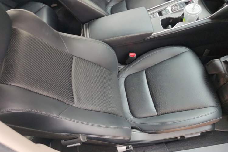 Used Honda Accord 2018 Rui·Hybrid 2.0L Rui Zhi Edition China VI Right Front Seat