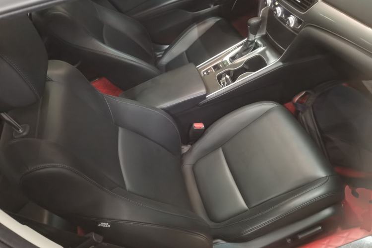 Used Honda Accord 2018 260TURBO Luxury Edition China VI Right Front Seat