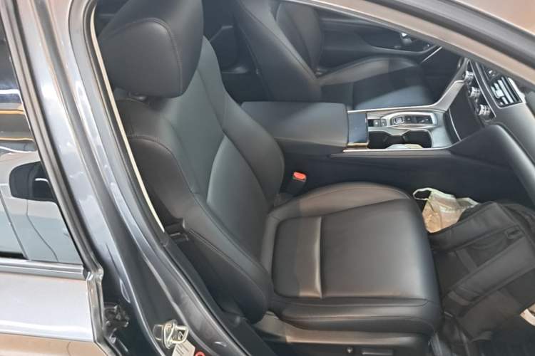 Used Honda Accord 2018 Rui Hybrid 2.0L Rui Ling Edition China VI Right Front Seat