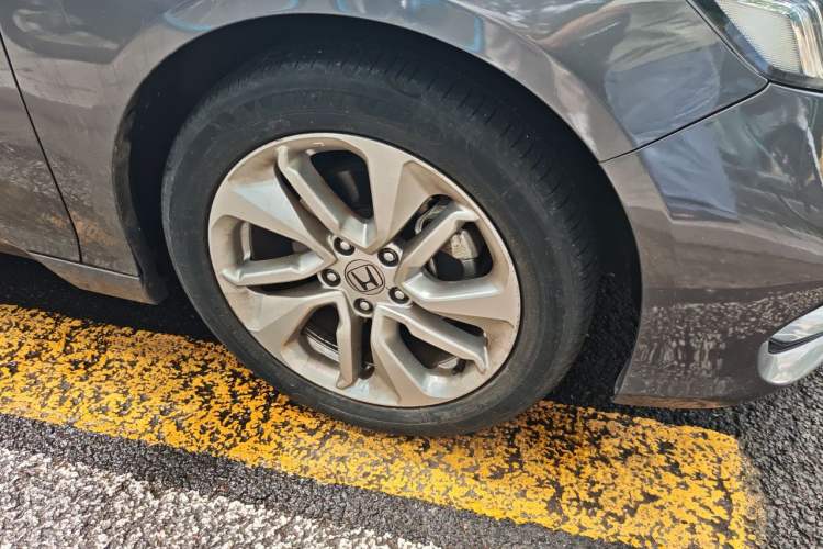 Used Honda Accord 2018 260TURBO Elite Edition China VI Right Front Wheel Hub