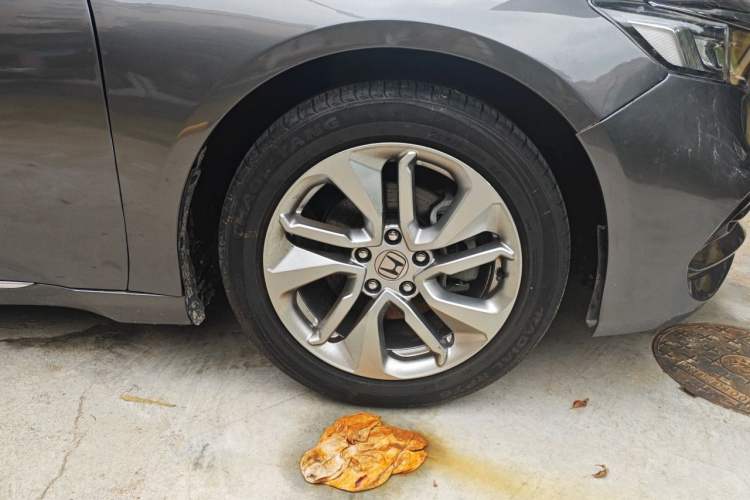 Used Honda Accord 2018 260TURBO Luxury Edition China VI Right Front Wheel Hub