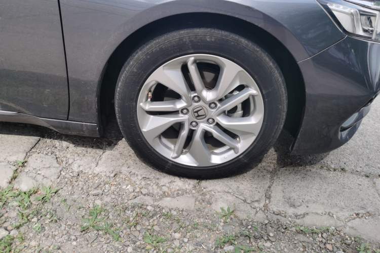 Used Honda Accord 2018 260TURBO Elite Edition China VI Right Front Wheel Hub