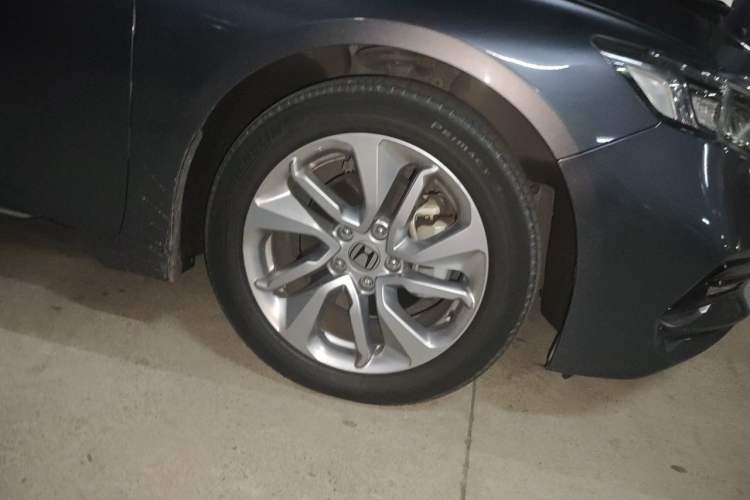 Used Honda Accord 2018 260TURBO Elite Edition China VI Right Front Wheel Hub